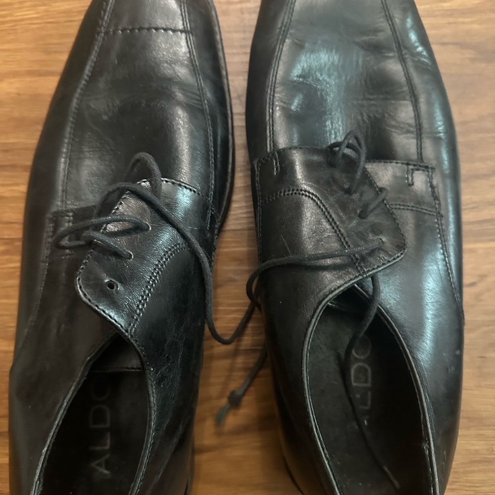 Aldo Men's Classic Black Oxfords